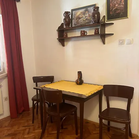 Podovac Апартаменты